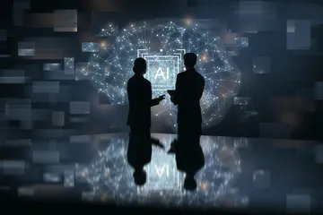 Dois profissionais em silhueta diante de um holograma de IA com uma rede neural de nós conectados, em ambiente escuro de tecnologia